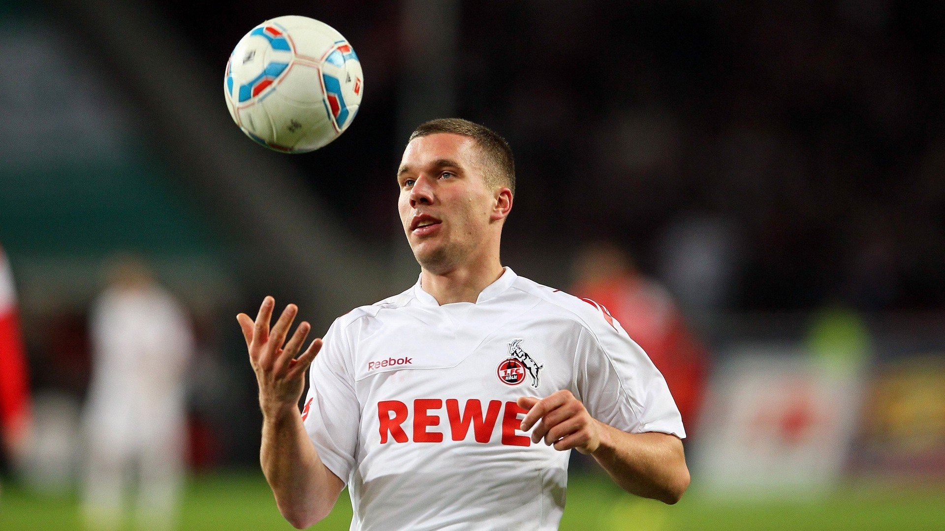 开云体育APP-利物浦客场战胜伯恩利，积分稳固，利物浦vs伯恩利首发